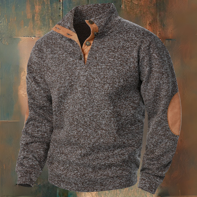 Dominik I Efterårs Strikket Trøje